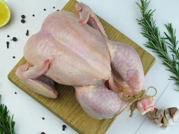 Управлением Россельхознадзора на Сахалине признаны недействительными декларации о соответствии на серийный выпуск пяти видов продукции из мяса птицы